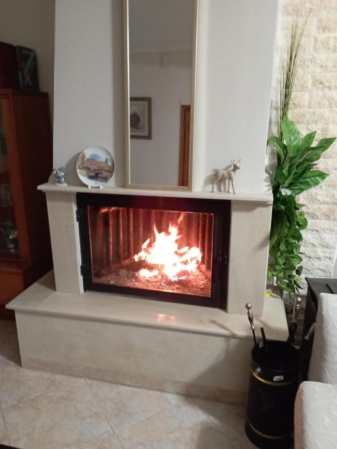Райский Уголок Nea Moudania Exterior foto