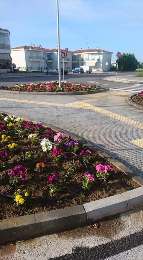 Райский Уголок Nea Moudania Exterior foto